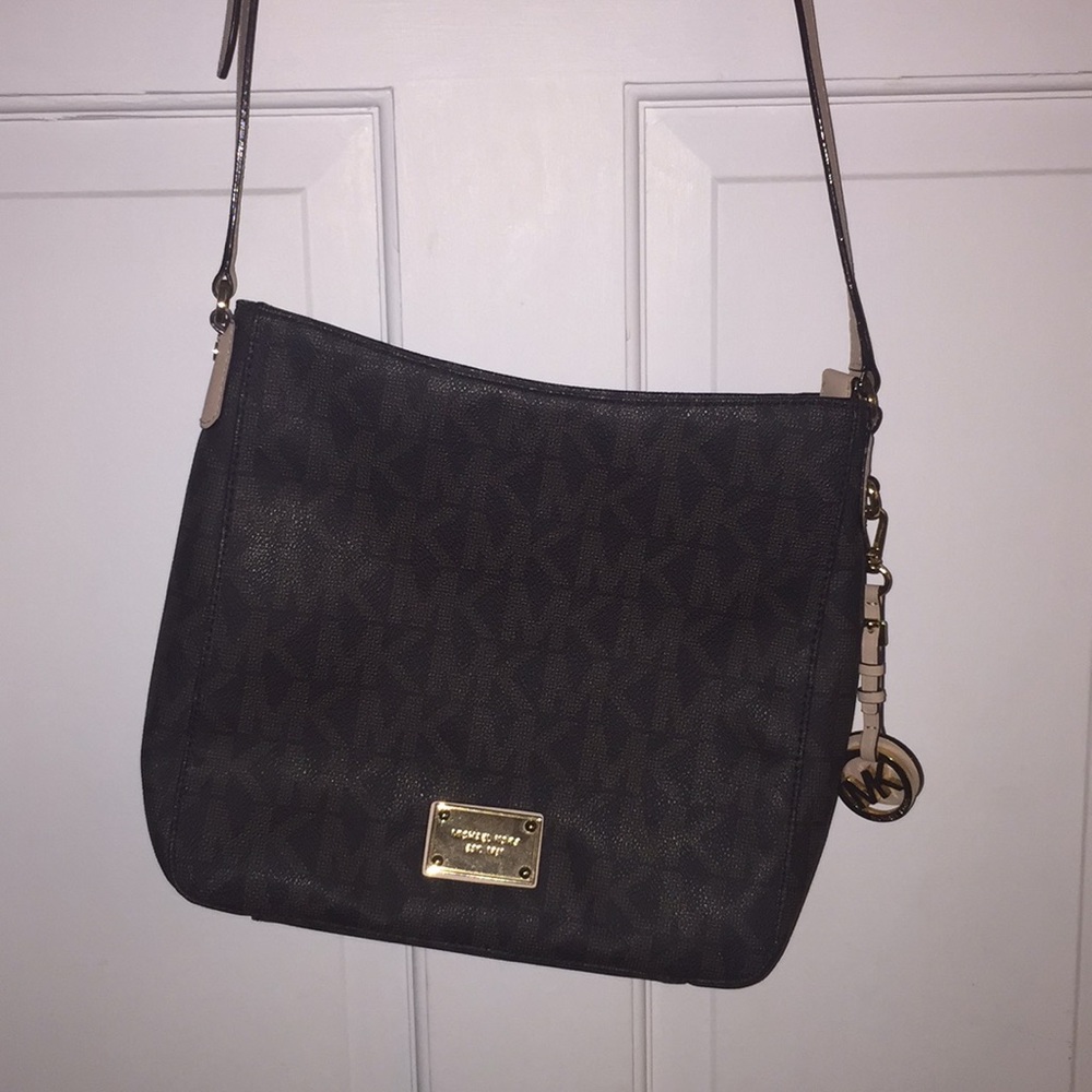 Michael Kors Crossbody